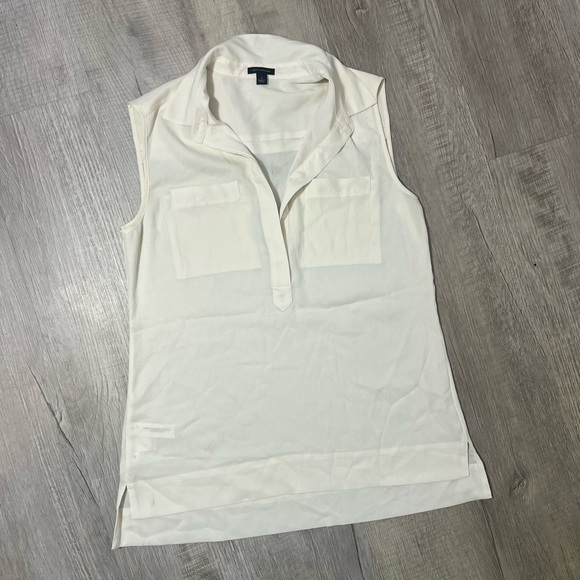 Ann Taylor Ivory Sleeveless Blouse small - Picture 2 of 5